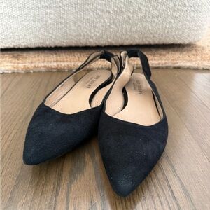 Elegant Black Suede Pointed Flats
